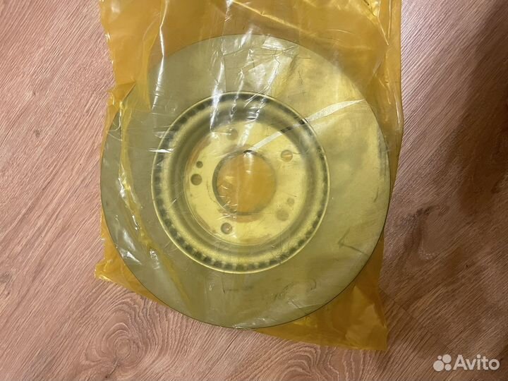 Диск тормозной передний