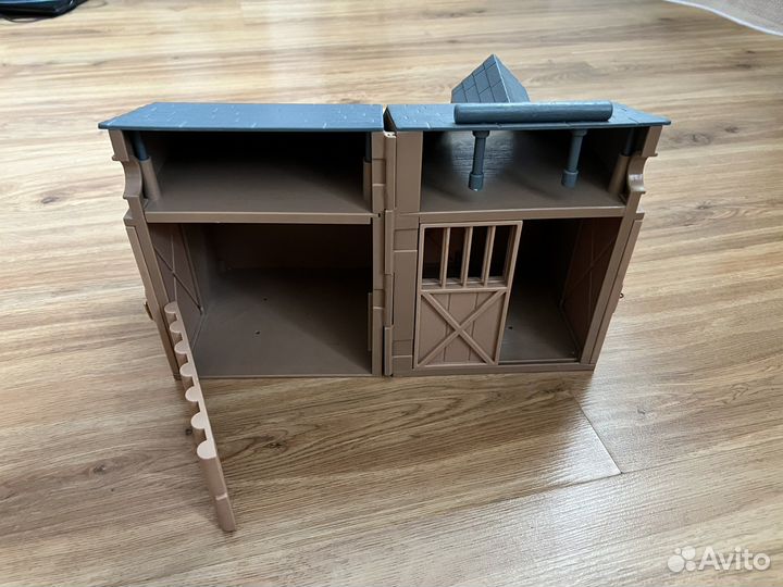 Конюшня игрушка