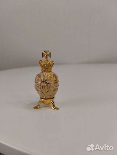 Яйцо Фаберже с часами Quartz