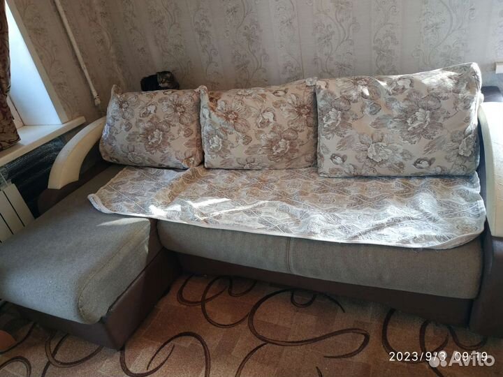 Угловой диван