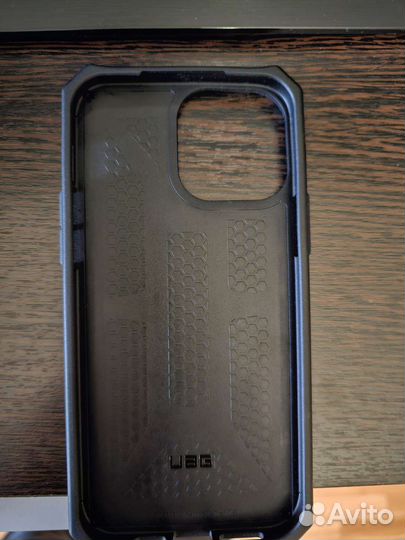 Чехол на iPhone 13 pro max uag Monarch