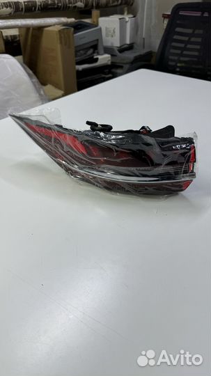 Фара задняя левая Geely Monjaro KX11