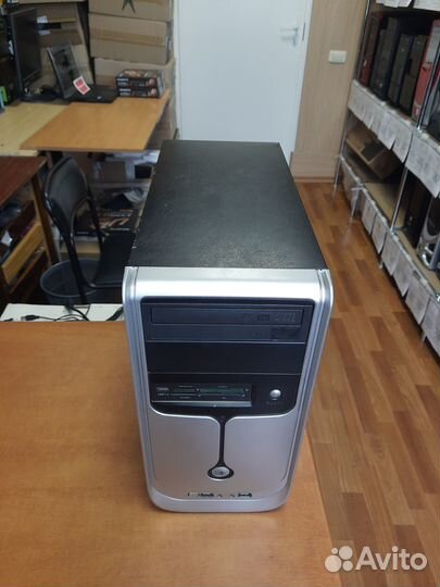 Компьютер Intel Core2Quad Q8300/4/SSD/GF8400