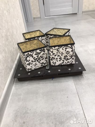 Люстра потолочная в отличном состоянии