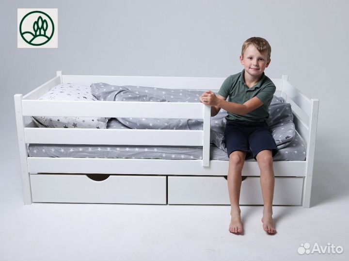 Односпальная детская кровать в наличии