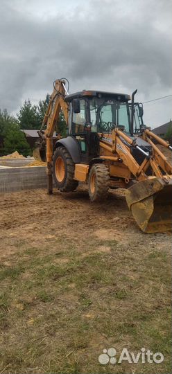 Экскаватор погрузчик