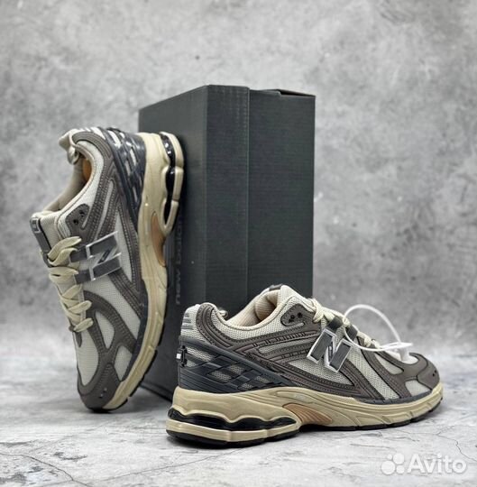 Кроссовки мужские бежевые new balance 1006r