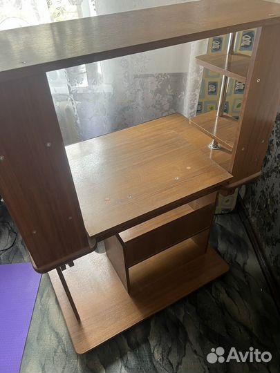 Компьютерный стол