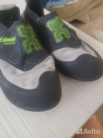 Скальные туфли decathlon 32-33