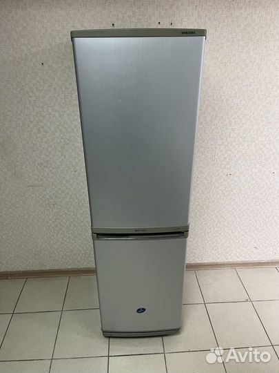 Холодильник samsung 155см