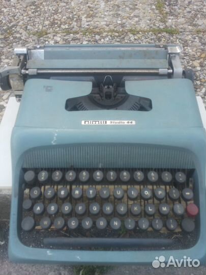 Печатная машинка Olivetti.Studio 44. 1954г. Италия