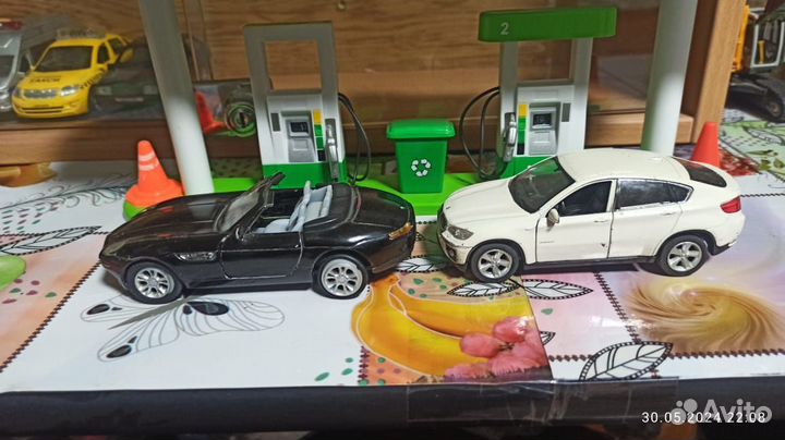 BMW X6 Welly 1 43 модель в хтс и BMW Z8