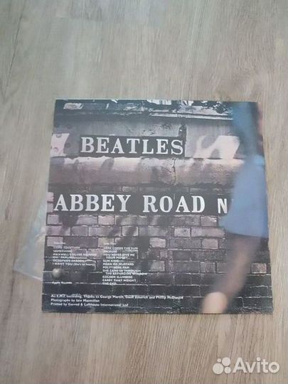 Виниловые пластинки the beatles