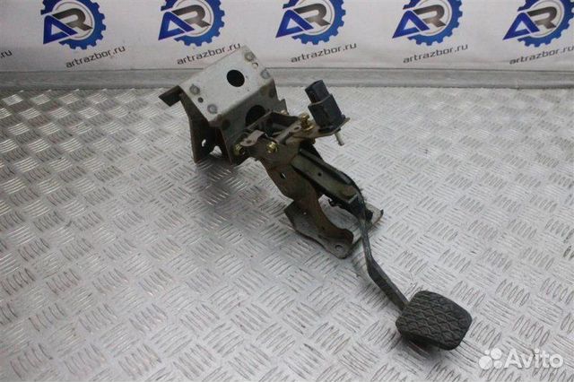 Педаль тормоза Mazda Mazda 6 GG LF 2.0 141 Л.С