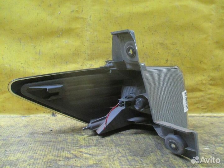 Стоп nissan elgrand e52