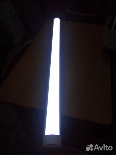 Линейный LED светильник 40 вт,1200 мм опал,призма