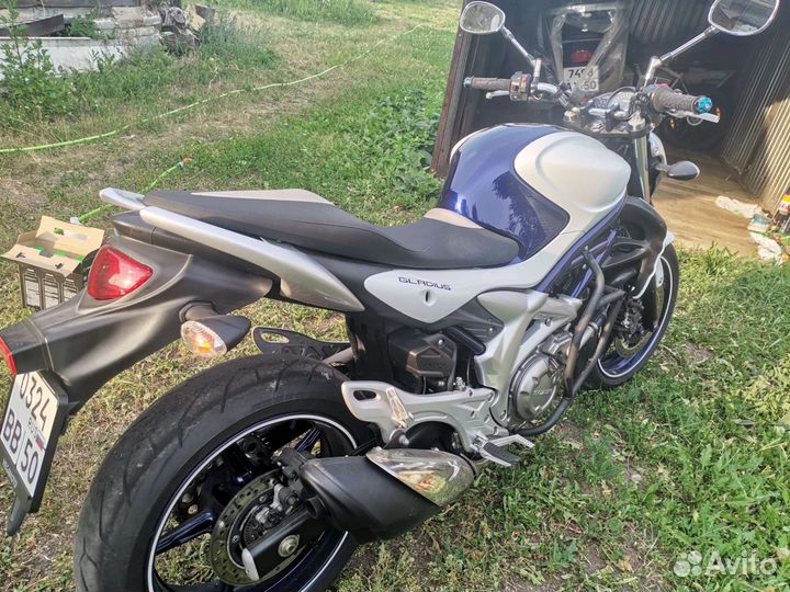 Suzuki Gladius 400