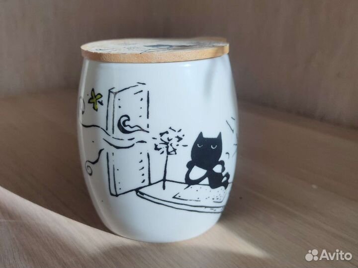 Кружка с деревянной крышкой