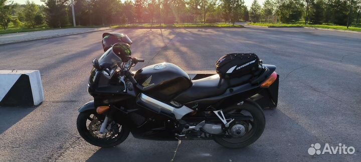 Honda VFR 800