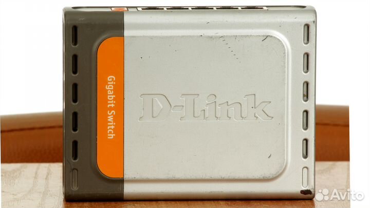 Разветвитель интернет.DGS-1005D D-Link
