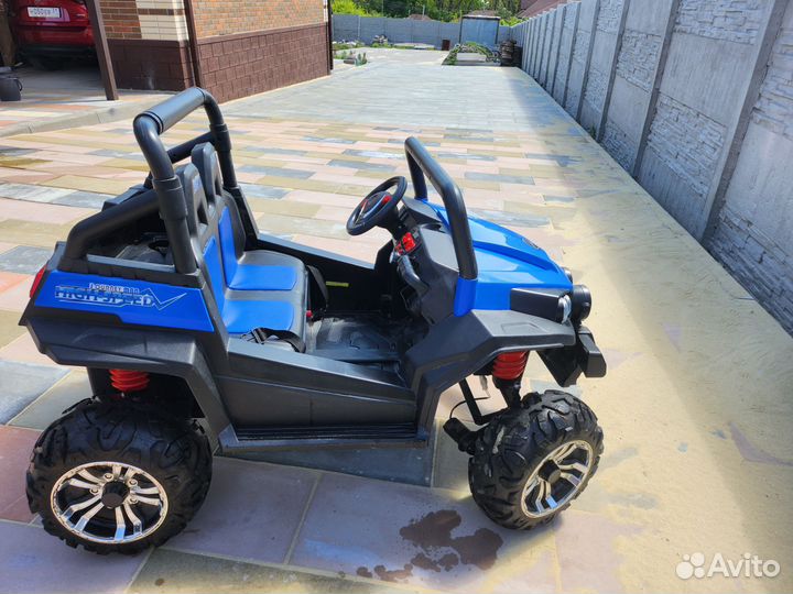 Детский электромобиль полный привод