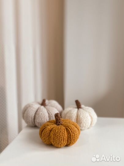 Вязаные тыквы