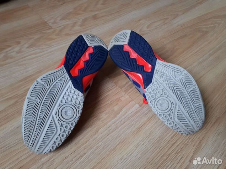 Кроссовки Asics Gel Rocket 8 39 р