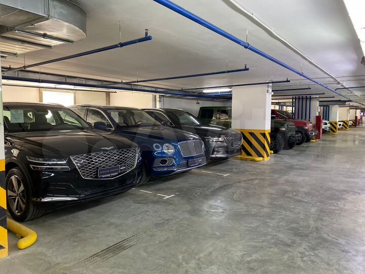 Помещение под автосалон,4000 м²