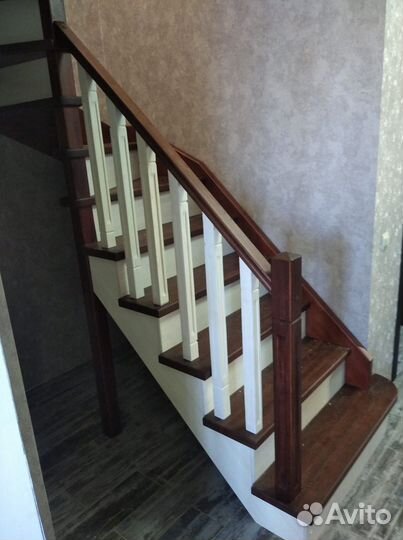 Лестница межэтажная деревянная на заказ под ключ