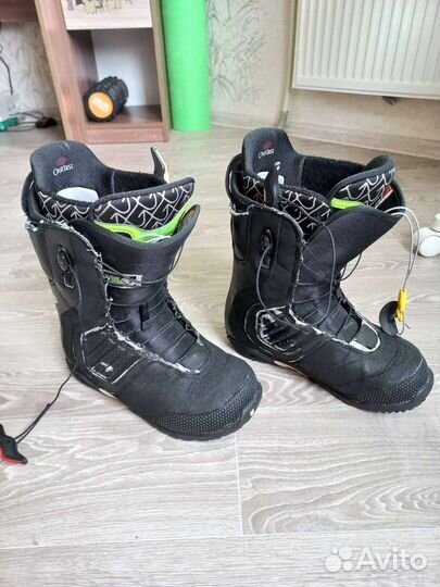 Сноубордические ботинки burton