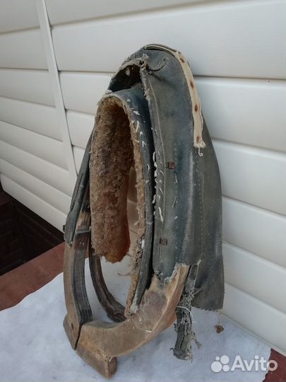 Хомут для лошади. Старина