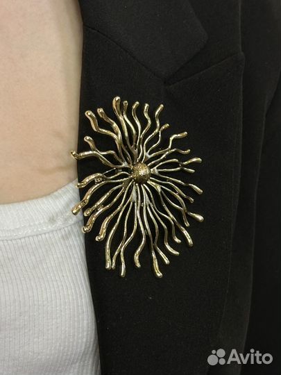 Брошь симфония света