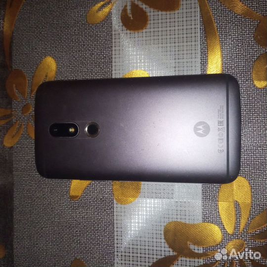 Motorola Moto M, 3/32 ГБ