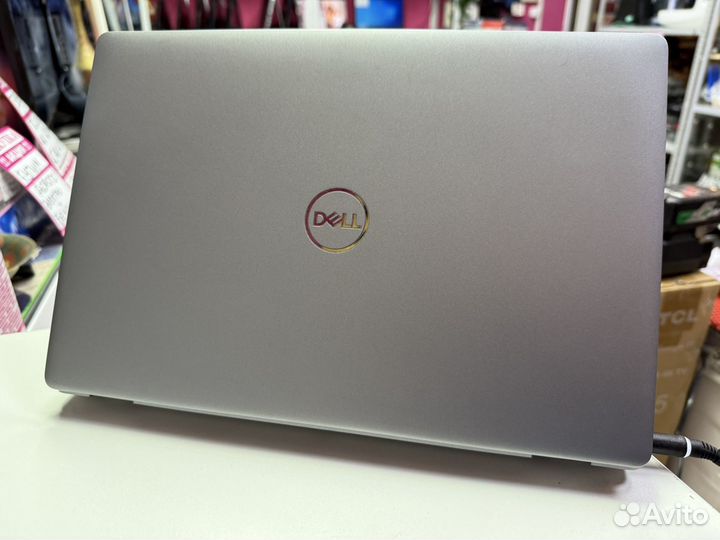 Ноутбук Dell latitude 5411