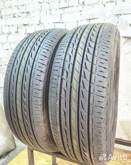 Bridgestone Regno GR-XI 215/55 R17 94V