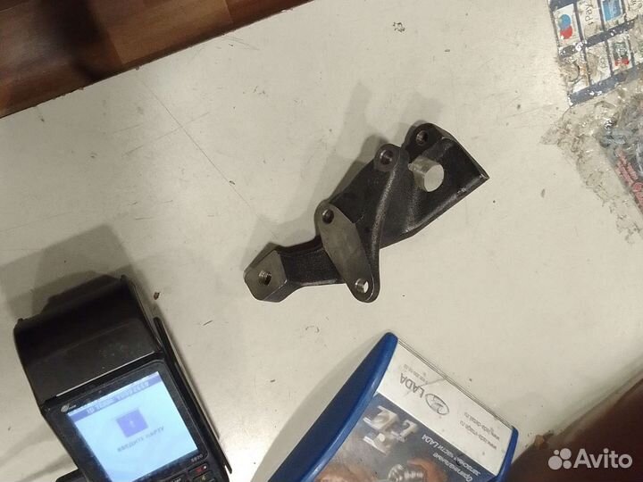 Кронштейн насоса гура 3302 дв.4216