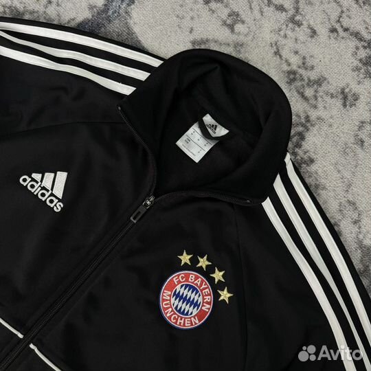 Олимпийка Adidas Bayern Munchen оригинал