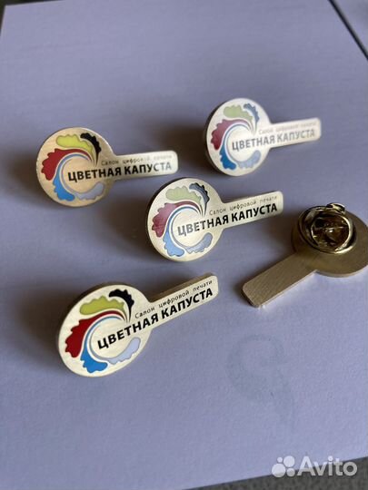 Значки, шильдики, лазерная гравировка