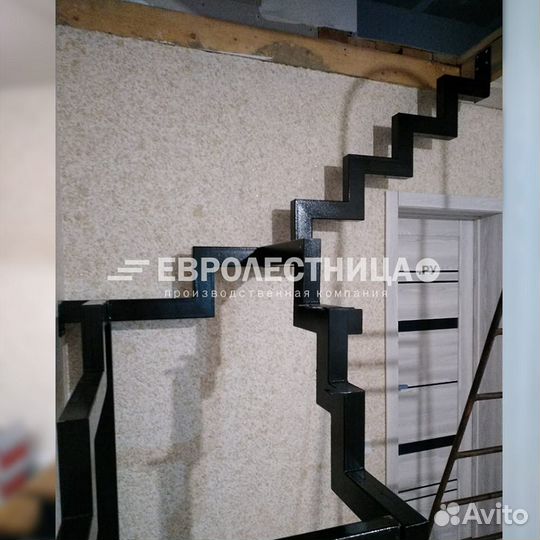 Лестница / лестница металлическая