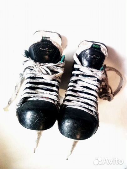 Коньки хоккейные 35 размер