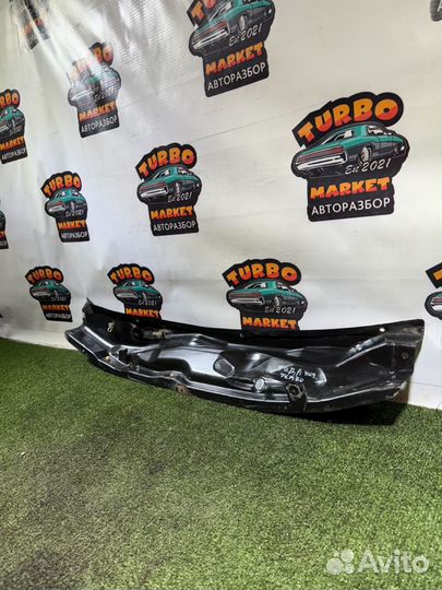 Водосток Nissan Tiida, C11