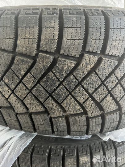 Pirelli Ice Zero FR 225/45 R17 94H