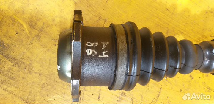 Привод передний для Audi A4 B6 2000-2004