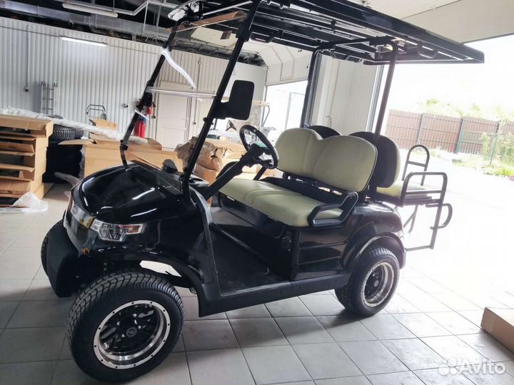 Дизайнерский гольф-кар Star Capella четырехместный