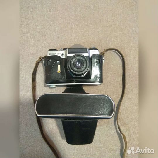 Zenit ET Плёночный зеркальный фотоаппарат