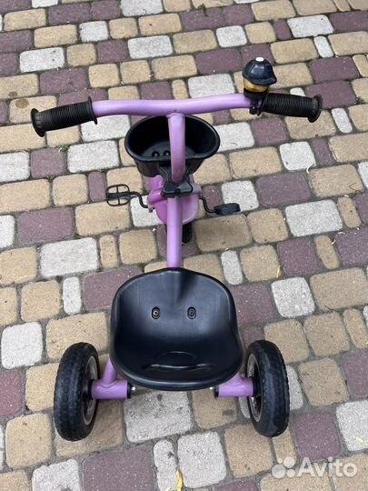 Трехколесный велосипед