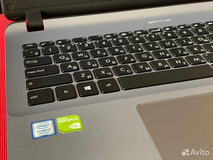 Asus i3-7gen\12gbоп\nvidia mx110-2gb\ssd128+500GB