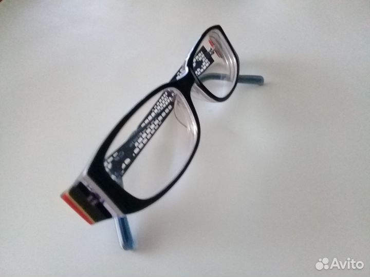 Очки с диоптриями плюс и минус футляры для очков