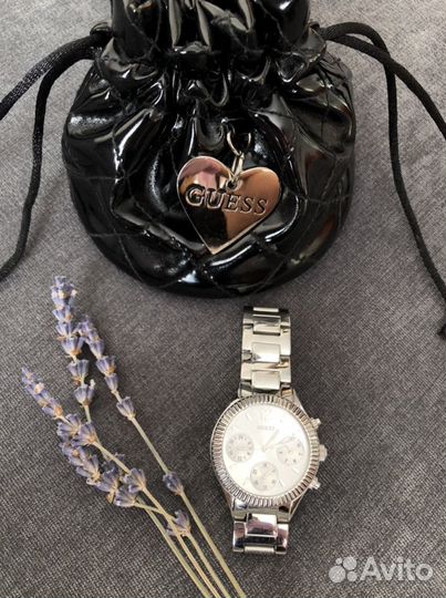 Часы guess