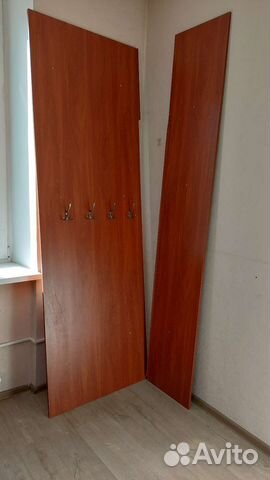 Вешалка в прихожую